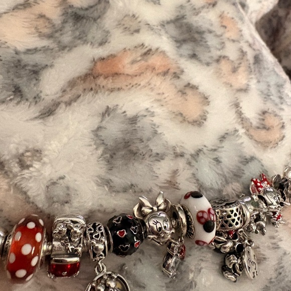 Pandora Minnie bracelet with charms - Picture 5 of 8